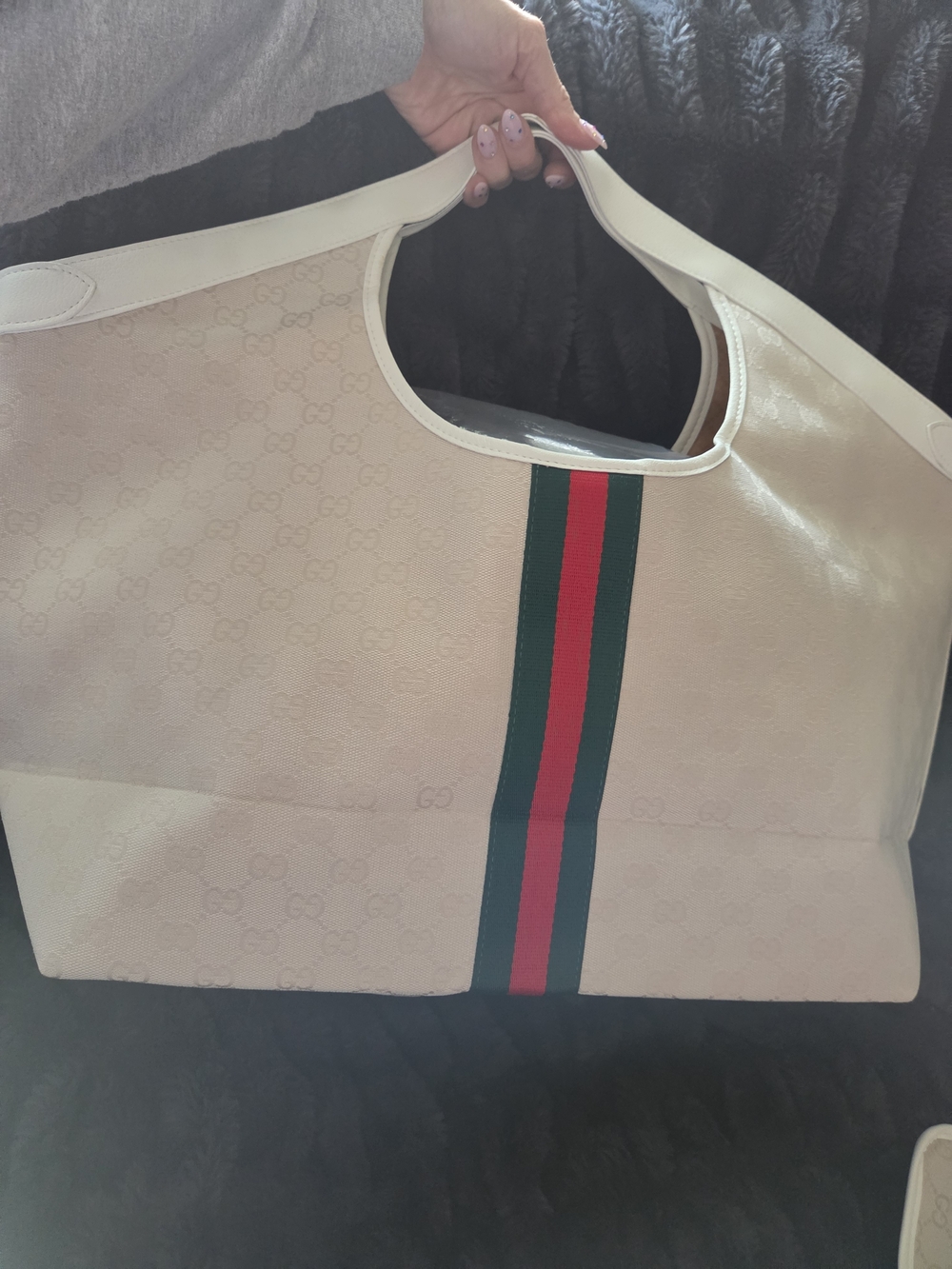 Oversized White Canvas Tote with Signature Web Stripe - Picture 5 of 9